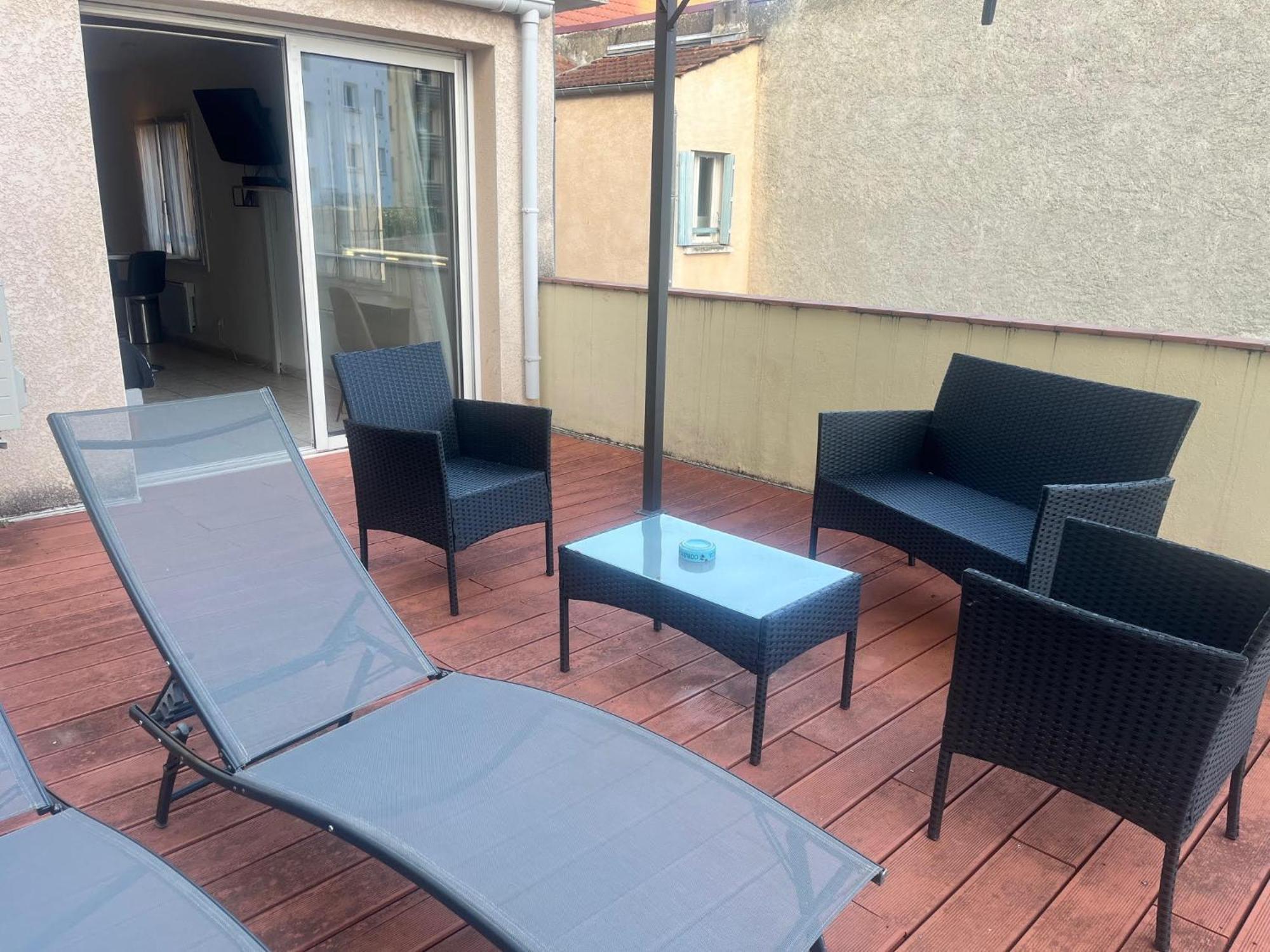 Studio Climatise Et Grande Terrasse Tarbes Centre Екстериор снимка